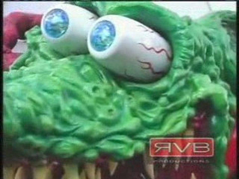 Bob Bekian produces trailer for "Looze Cannonz"