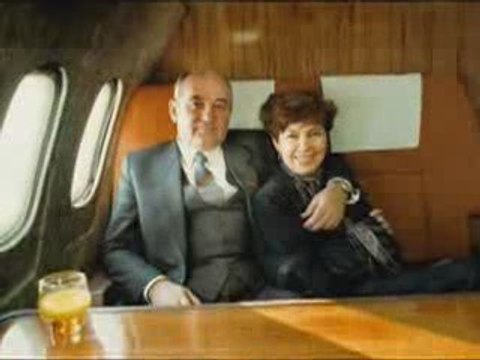 ПОЕТ МИХАИЛ ГОРБАЧЕВ