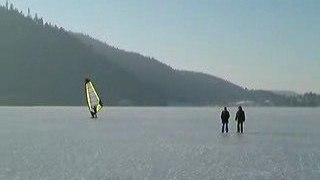 Planche à voile sur le Lac de Gerardmer