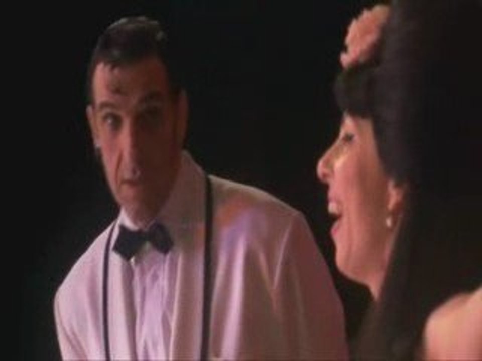 La Porte Du Garage-SHIRLEY & DINO