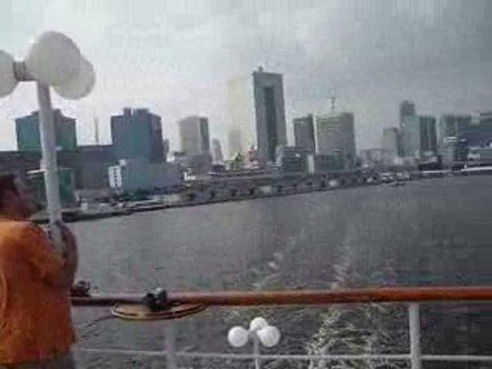 balade en yacht sur la baie de Tokyo