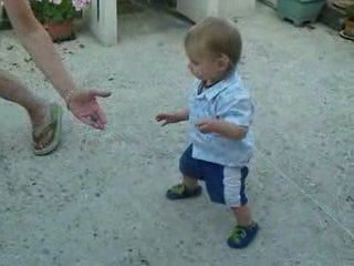 Elio, 1ers pas, 9 septembre 09