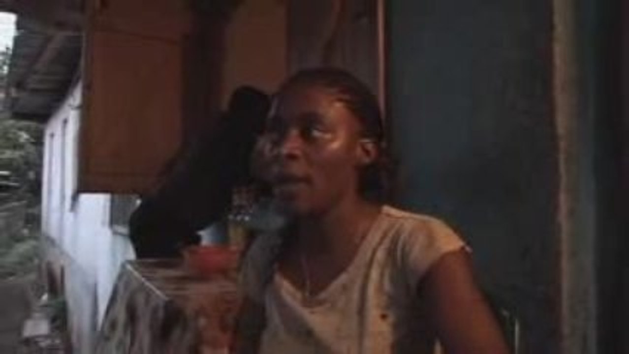 Une gabonaise s'insurge contre la France