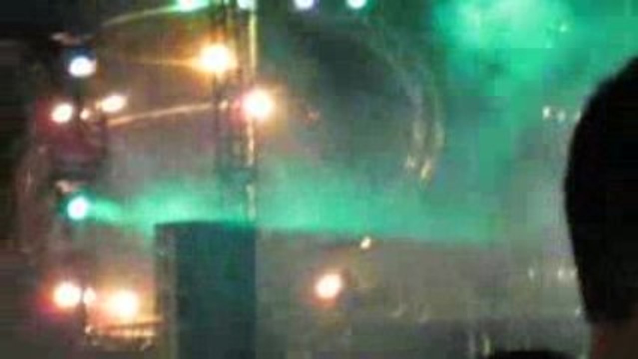 Laundry day 2009 Stu bru retro