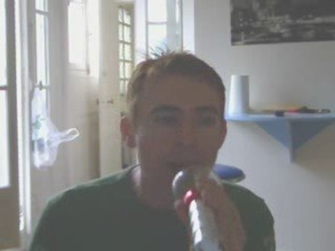 Wiwi égratigne Citoyen du monde