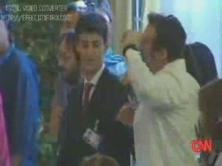 Gay Man strips for george Clooney on venice (2009)