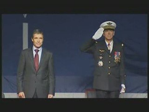 Général Abrial : Prise de commandemant à l'OTAN