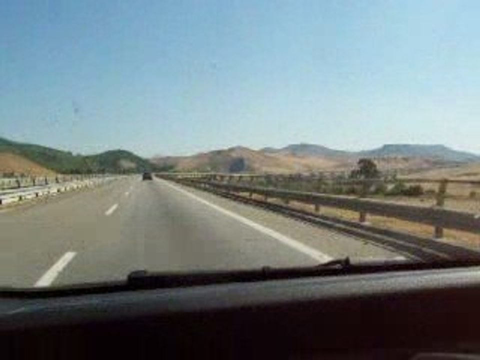 sur la route de Caltanisetta à ENNA