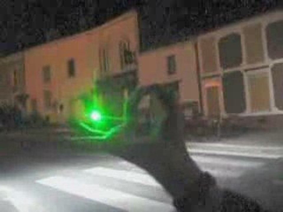 pointeur laser vert 200 mw