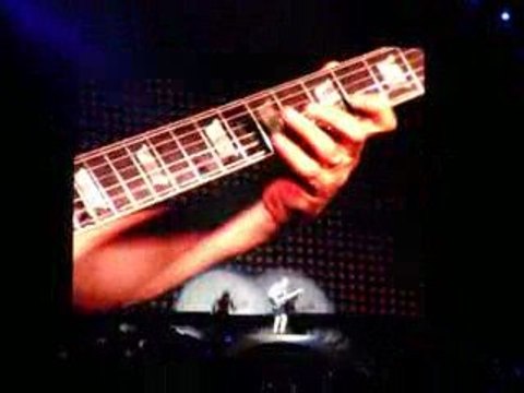 angus young solo marseille velodrome 2009