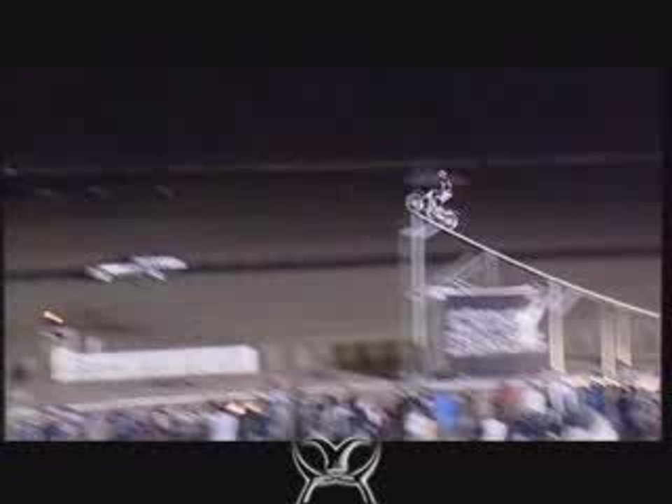 Le plus long saut en moto