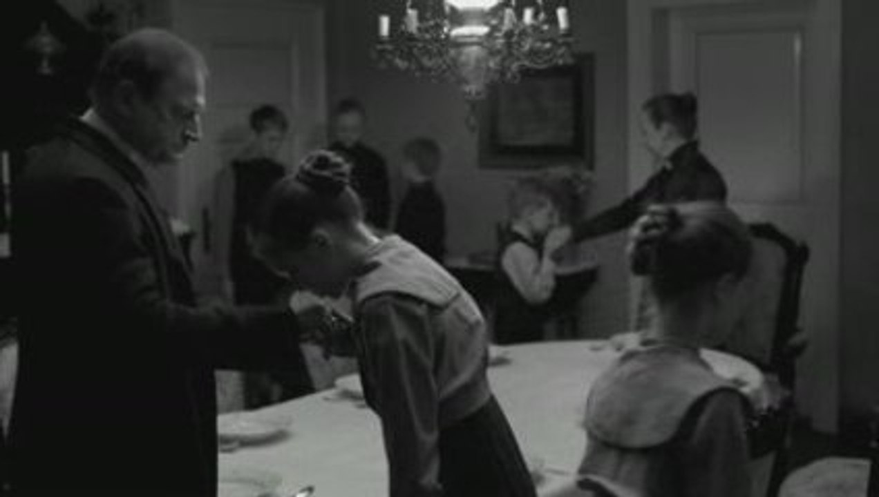 Das Weisse Band - Eine Deutsche Kindergeschichte - Trailer 2