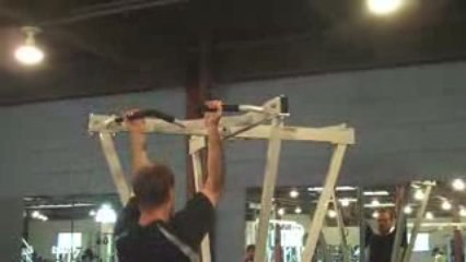 Switch Grip Pull Ups - Close Up