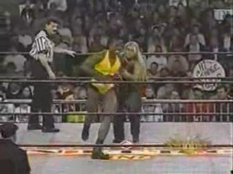Asya vs Midnight (Nitro 1999) WCW