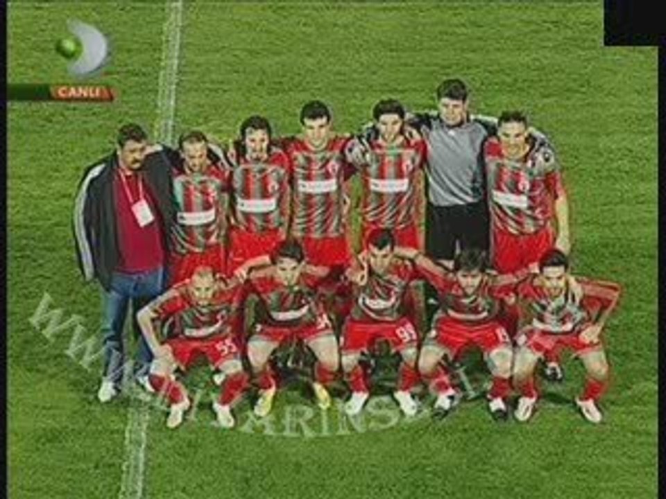 DiYaRBaKıRSpoR AzRaİLLeR TaYFa GeNÇLik