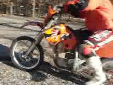 mon cousin avec son 450 ktm