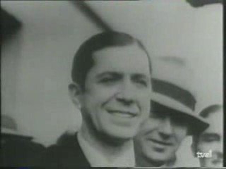 CARLOS GARDEL - RELATO DE SU FALLECIMIENTO - DOCUMENTAL