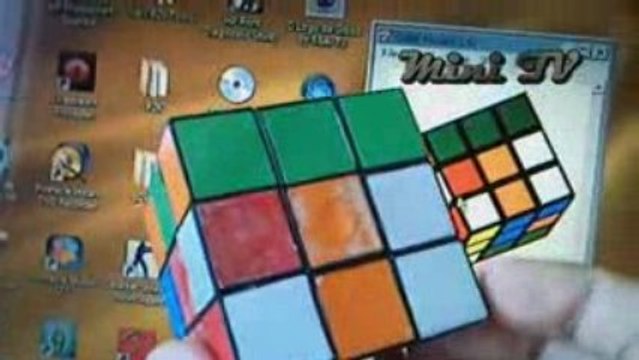 Aprenda a Resolver o Cubo Magico na Mini TV!