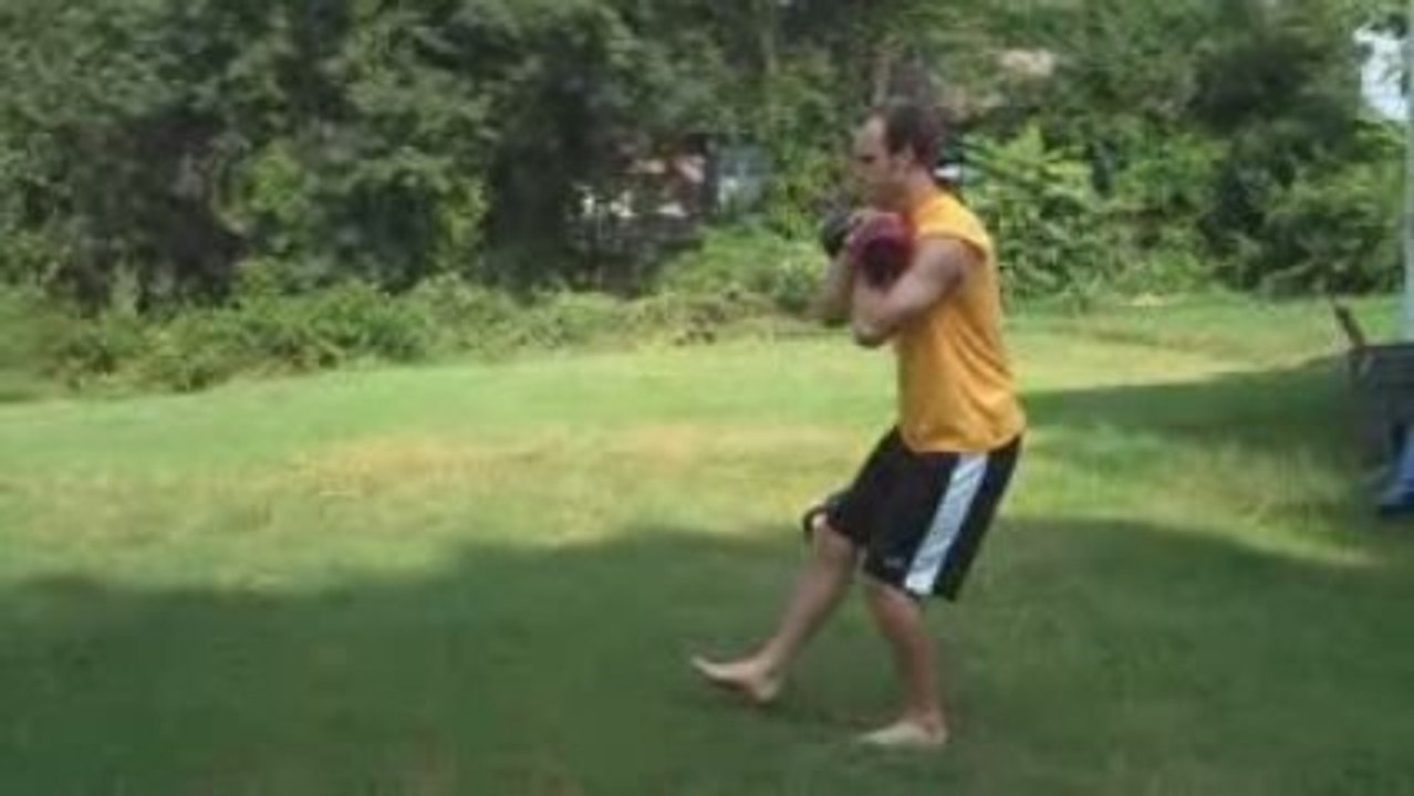 Pistol w/ 2 16 kg Kettlebells (70.55 lbs) - One Leg Squat