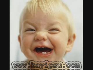 bebek kahkaha - Yüzününüz Gülümsesin Bir Anlık İçin