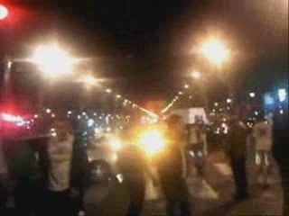 Victoire Algérie-Zambie descente sur les Champs élysées