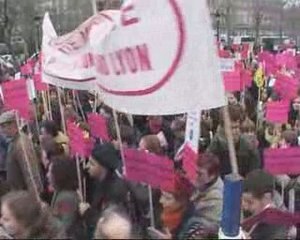 Brise les chaines - clip officiel de Ni Putes Ni Soumises