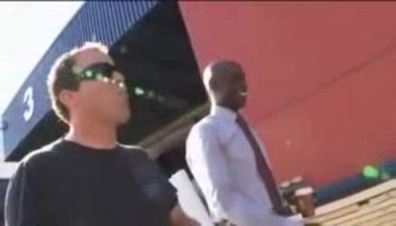 Fringe - Season 2 Photoshoot Behind The Scenes