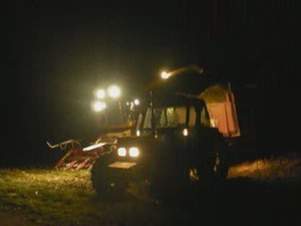 Ensilage 2009 de nuit !