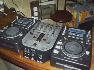 B.E.P - Boom Boom Bangkok (Locc Remix)dj sarı