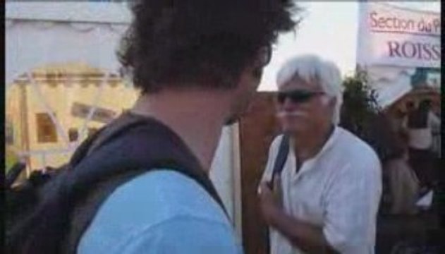 Fred Rencontre Yann Artus à la fête de L'huma