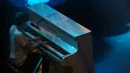 MUSE - United States Of Eurasia + Cave live Paris 08/09/2009