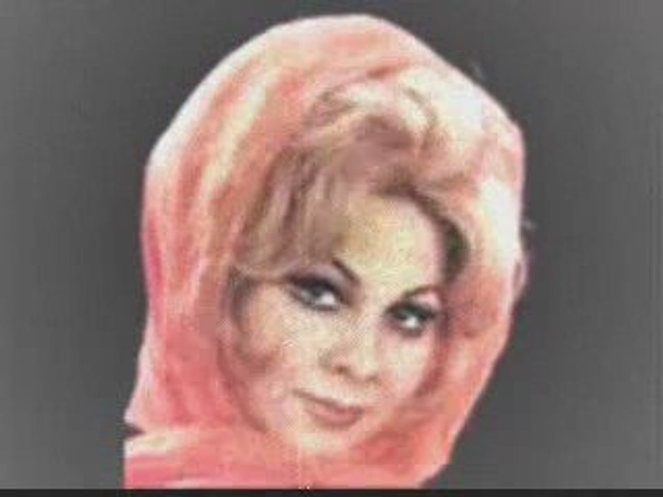 YILDIZ TEZCAN hastane onunde incir agaci