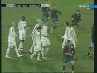 DVSC - Fehérvár - But contre son camp