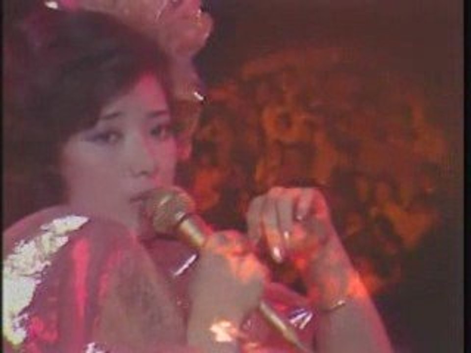 山口百恵 / 愛の嵐 ～Jealousy Storm～