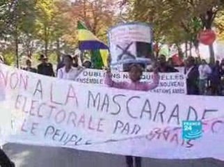 À Paris, les gabonais fustigent la Françafrique