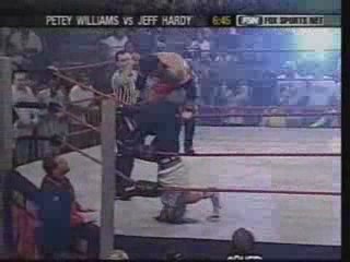 Jeff Hardy vs Petey Williams