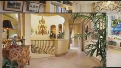 videoWOW! Luxury by the Water Home Tour