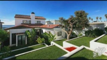 videoWOW! Ultra Modern Beach Home Tour