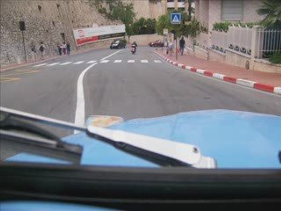 AK a MONACO