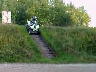 Mick en 350 raptor et joël en 200 sym