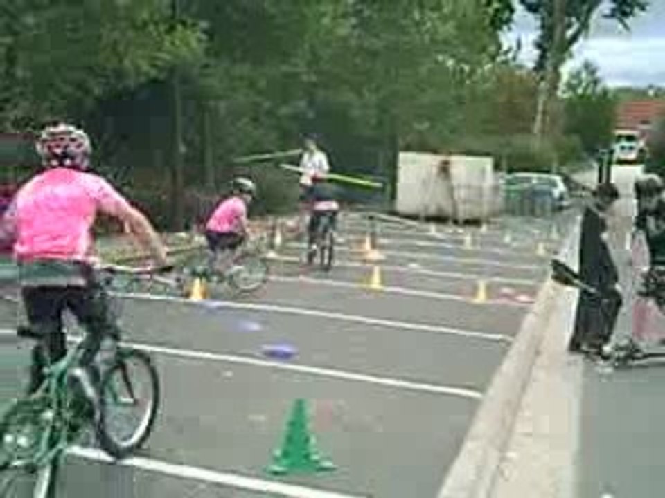 Forum des Associations Argenteuil sept. 09. UVA Vélo-Ecole