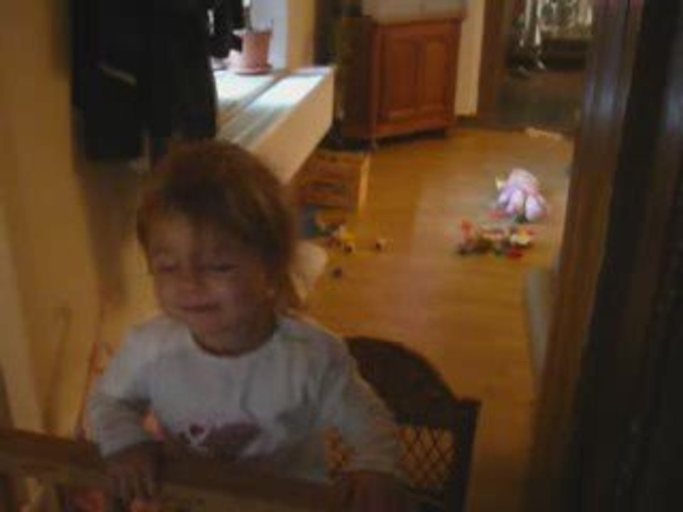 Noëlise chante et compte LOL