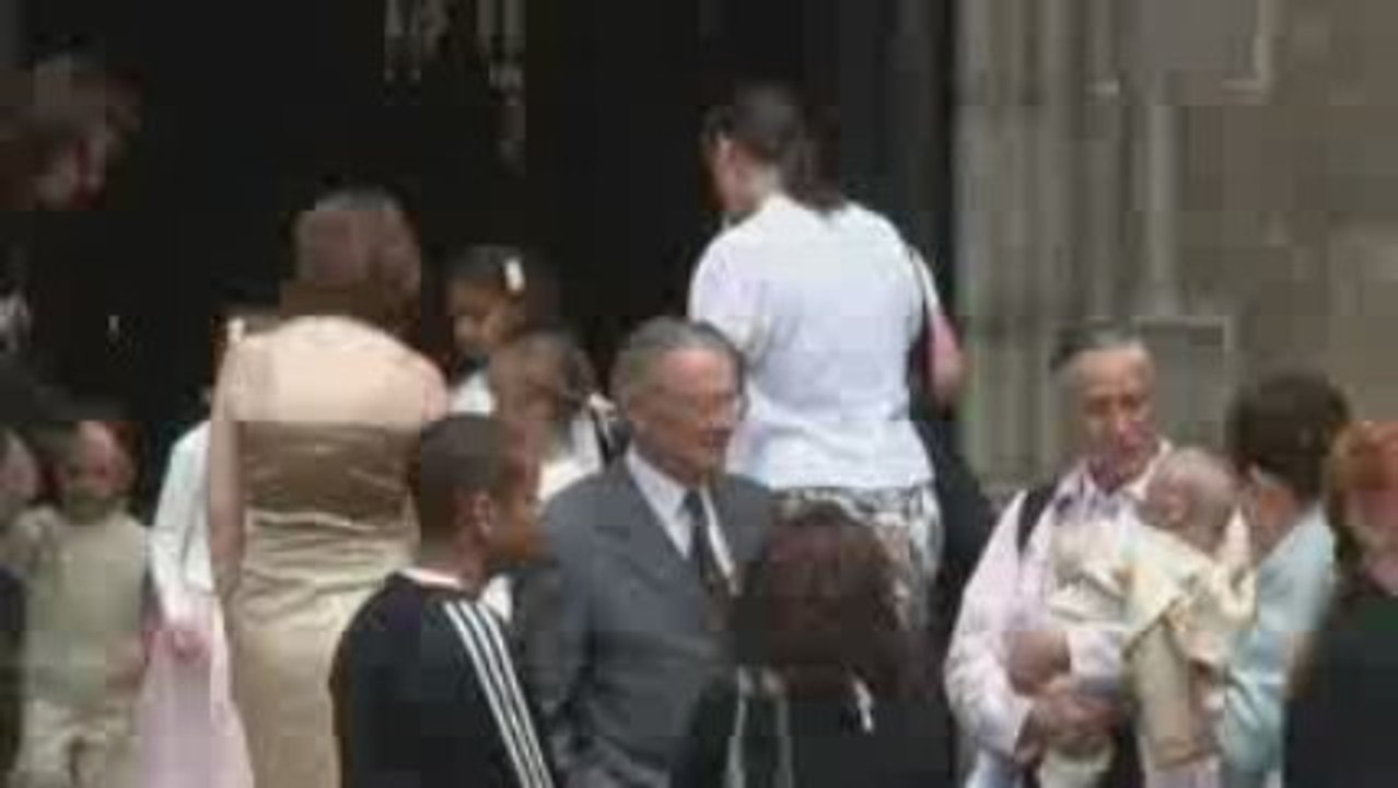 Devant l'église