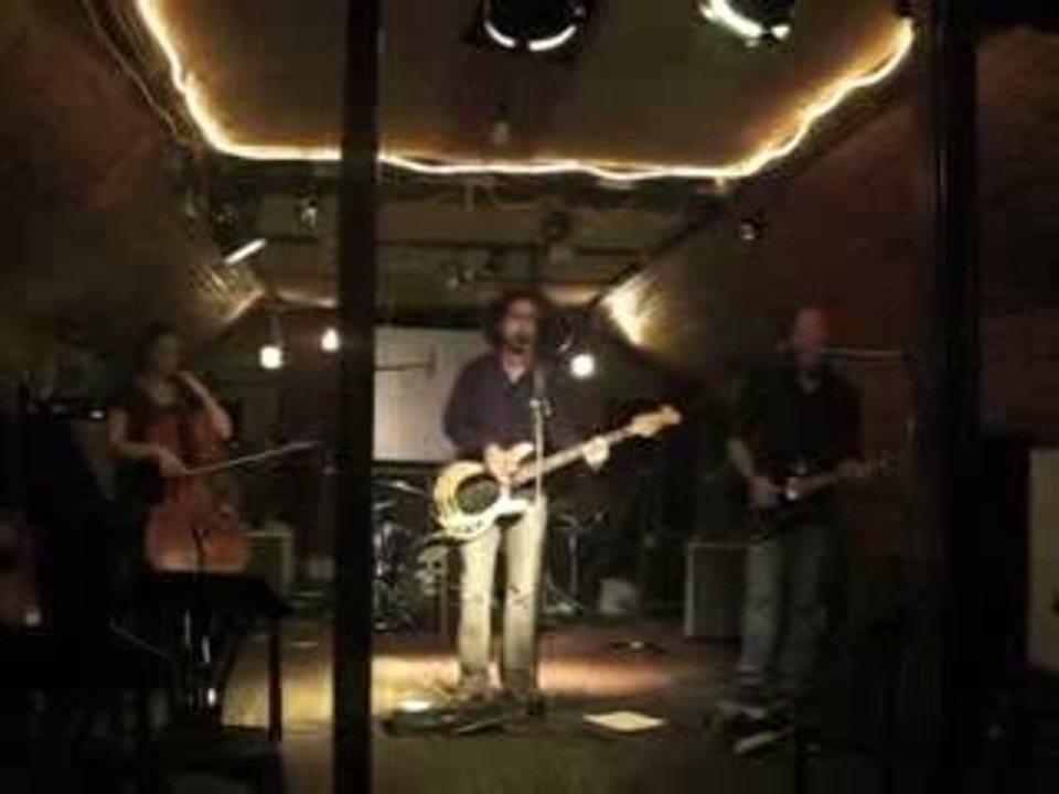 Jonathan Bénisty {Dérive} @ Péniche La Légia [LIEGE]