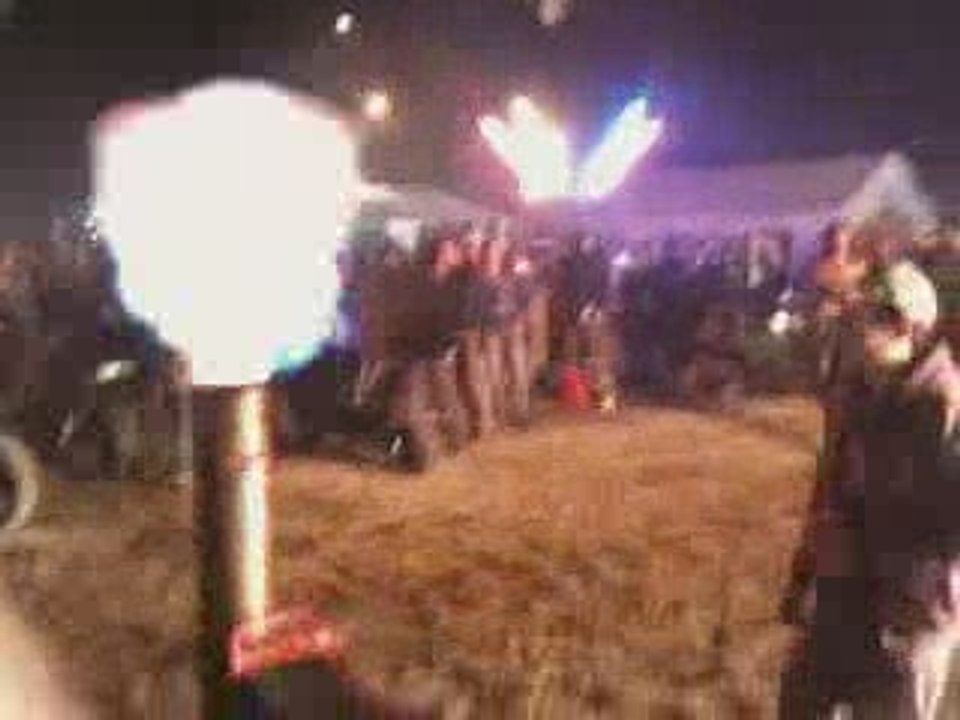 Bol d'Or 2009,l'ambiance en camping " spectacle assuré"