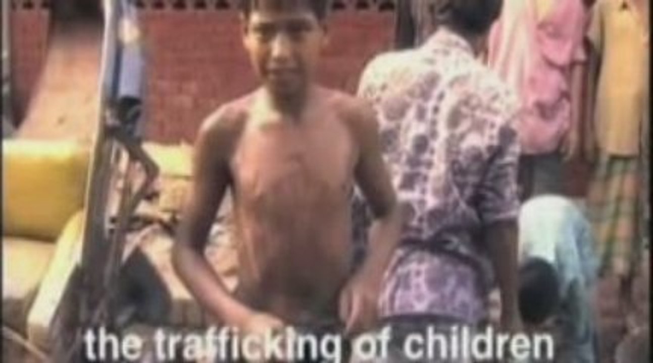 Akon Feat. Pamela - Le sang des Innocents