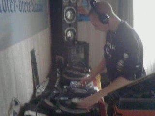 DJ Den live in "the bedroom" part1