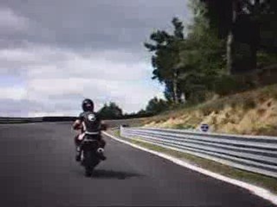 le mas du clos une journée triumph ' all 500 cb