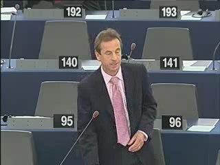 Chris Davies Discusses the Future of the European Car Industry 🚗