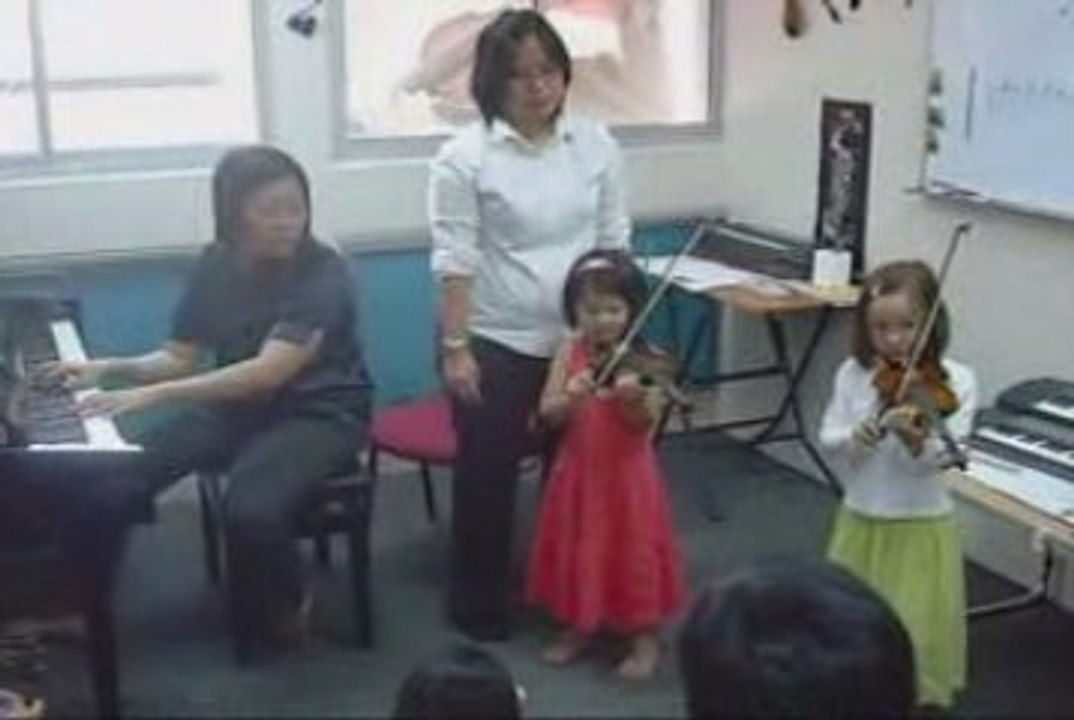 Violon, showcase 1, Charlotte & Ella